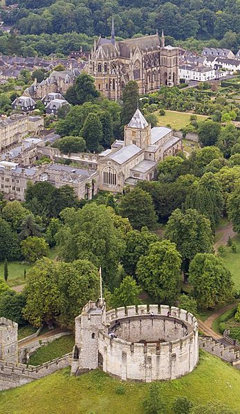 Arundel Castle aerial view cropped