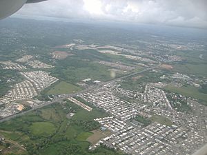 Aerial view of PR-3 passing through Canóvanas