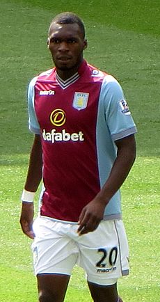 Christian Benteke, Aston Villa 2013 (cropped)