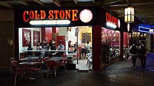 Cold Stone Creamery at Serendra Plaza, BGC