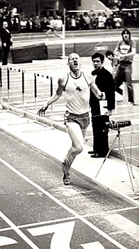 Dick Buerkle WR Indoor Mile 13 Jan 1978 © Philip G. Tardif 1978.jpg