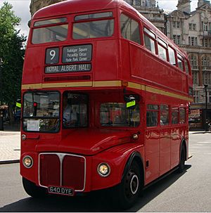 First London Routemaster bus RM1640 (640 DYE) heritage route 9 Trafalgar Square 8 July 2006