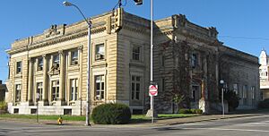 Former post office and federal building, Zanesville-2
