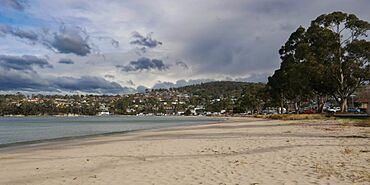 Kingston Beach, Tasmania.jpg