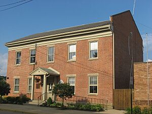 Logan City Hall, western and southern sides