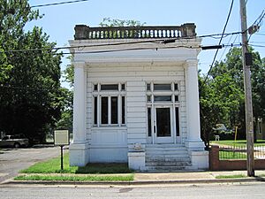 Marion AR 26 Crittenden Bank and Trust Company