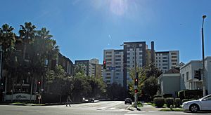 Two types of housing at Park La Brea