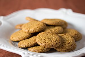 Vegan Ginger Snap Cookies (6113556713).jpg