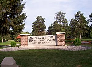 WisconsinStateFirefightersMemorialSign