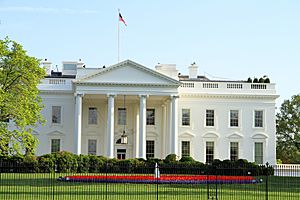 1122-WAS-The White House