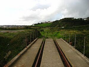 Castle Pill swing bridge - geograph.org.uk - 950635