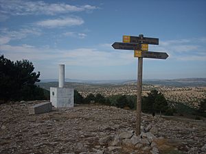 Creu dels tres regnes