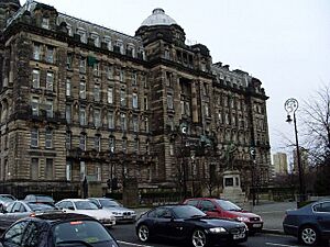 Glasgow Royal Infirmary - geograph.org.uk - 665375