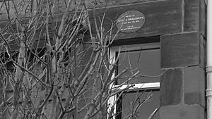 HelenCruickshankPlaque
