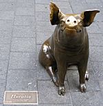 Horatio Pig Bronze - Rundle Mall