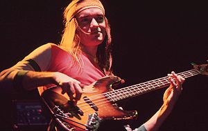 Jaco Pastorius with bass 1980.jpg
