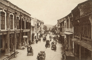 KITLV - 80029 - Kleingrothe, C.J. - Medan - Beach Street in Penang - circa 1910