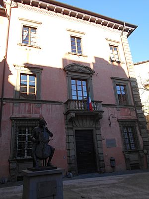 Monumento, istituto, Luigi Boccherini, Daphne Du Barry, Lucca