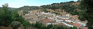 Panorámica de Yélamos de Arriba desde el cementerio.jpg