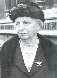 Portrait photo of Florence Nagle