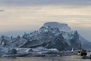Scenic view of Greenland icebergs in Baffin Bay in Disko Bay 07