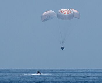 SpaceX Demo-2 Landing (NHQ202008020015)