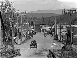 Street scene, Sultan, ca 1913 (PICKETT 784)