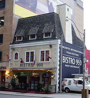 Bistro 990