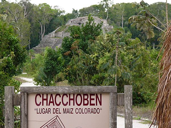 Chacchoben sign