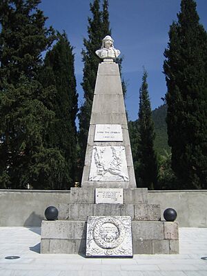 Gravia Odysseas Androutsos monument 2