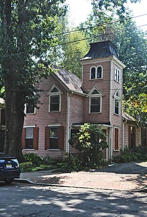 KALMIA CLUB, LAMBERTVILLE, HUNTERDON COUNTY, NJ