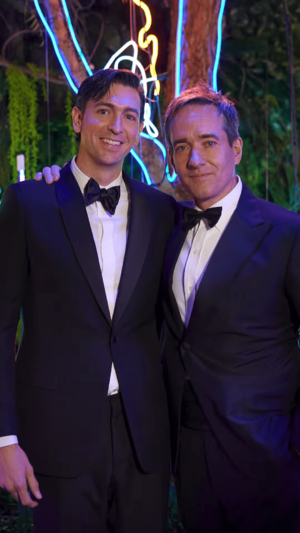 Nicholas Braun and Matthew Macfadyen 2024 Emmys 01