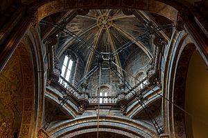 Santiago Compostela Cathedral 2023 - Dome and botafumeiro pulleys