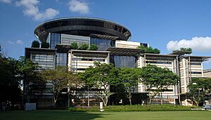 SupremeCourtBuilding-Singapore-20070210.jpg