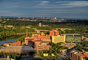 University of Minnesota Medical Center from Riverside Plaza 2014-08-26