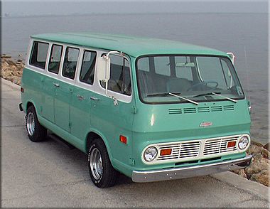 1968 Sportvan Custom 108.jpg