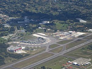 2018 aeropuerto internacional José María Córdova, vista aérea