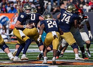 90th Annual Tony the Tiger Sun Bowl game (8189157)