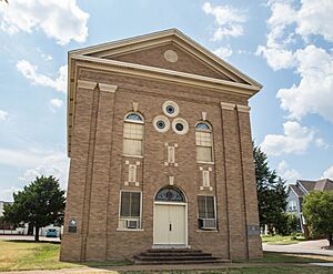 Arlington Heights Lodge (1 of 1)