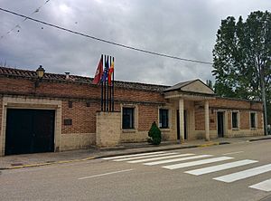 Ayuntamiento de Las Omañas.jpg