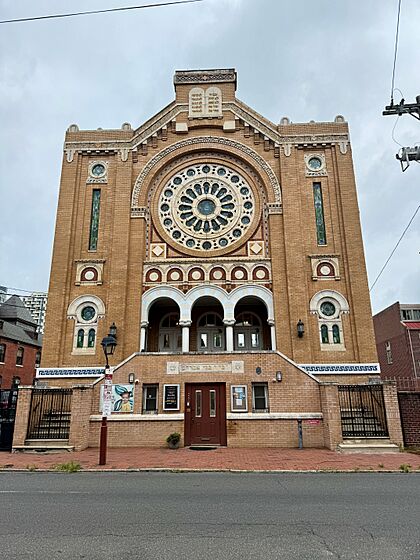 B’nai Abraham Chabad - 01.jpg