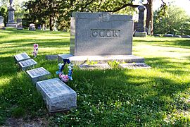 Ebenezer and Clarissa Cook graves