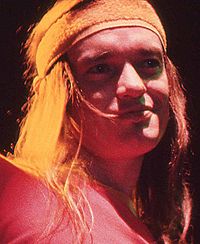 Jaco Pastorius with bass 1980 (cropped)