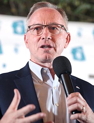 John Giles (52449206966)