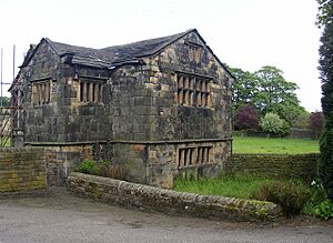 Kirklees Priory Gatehouse, Clifton - geograph.org.uk - 177762