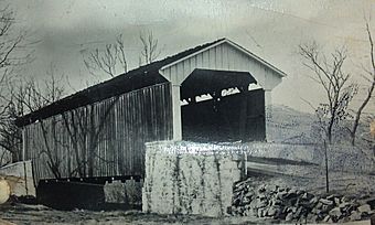 Larkin's Covered Bridge, Milford Mills, Pennsylvania.jpg