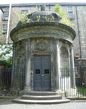 Mackenzie mausoleum, Greyfriars