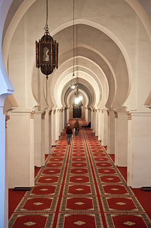Marrakesh, inside of Koutoubia Mosque (5364765923)