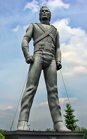 Michael Jackson sculpture