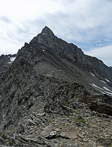 A photo of Old Hyndman Peak viewed from the Hyndman Peak - Old Hyndman Peak saddle